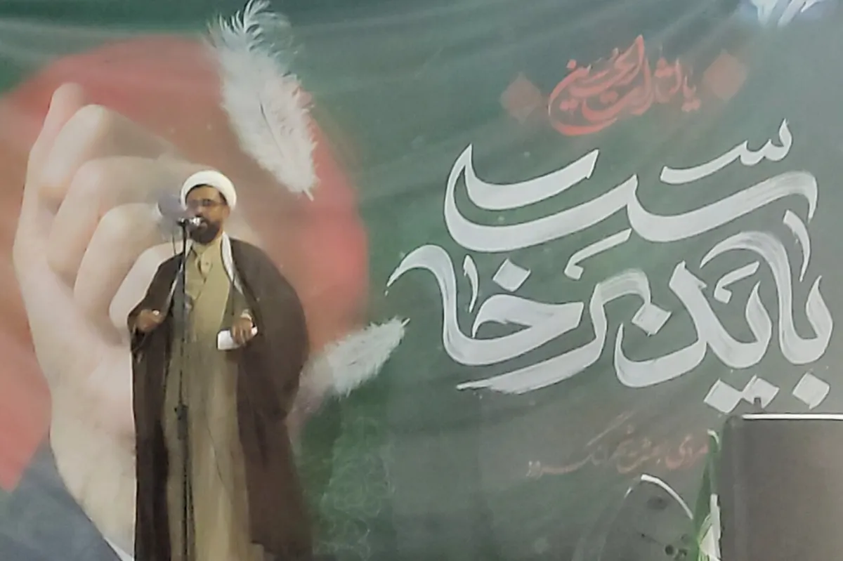 حجت الاسلام قنبرنژاد: دفاع از ایران ریشه در هویت ملی و تاریخی ملت دارد