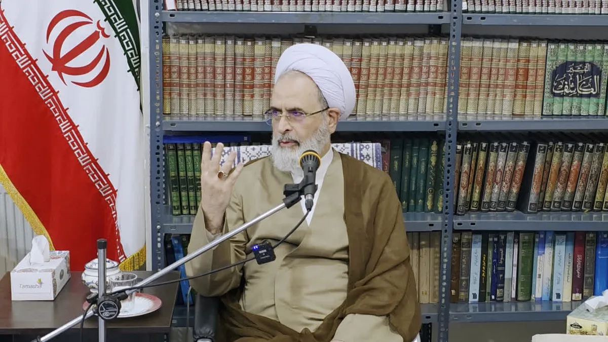آیت‌الله اعرافی: حضور شبانه مردم میبد با قدرت ادامه یابد