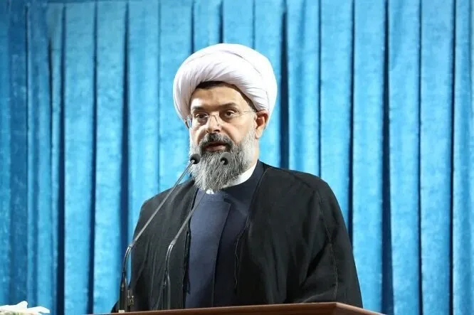 امام جمعه دشتی: خلیج فارس میدان ایستادگی ملت ایران است