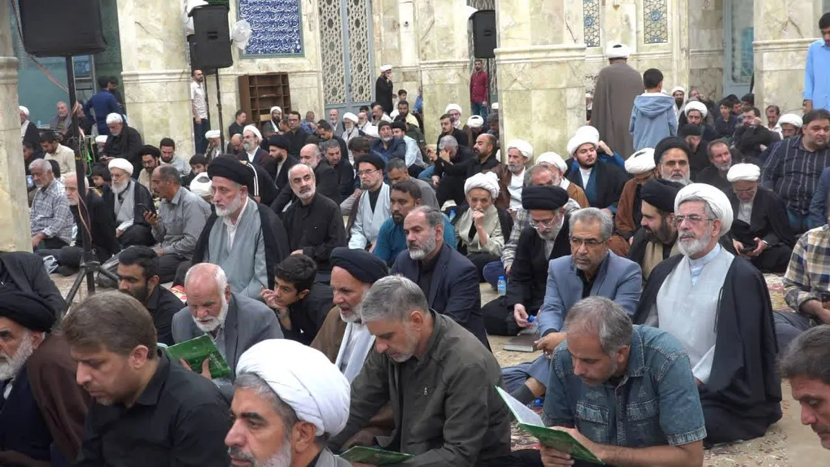 مراسم چهلمین روز ارتحال  آیت الله شبیری زنجانی از طرف آیت الله سبحانی برگزار شد