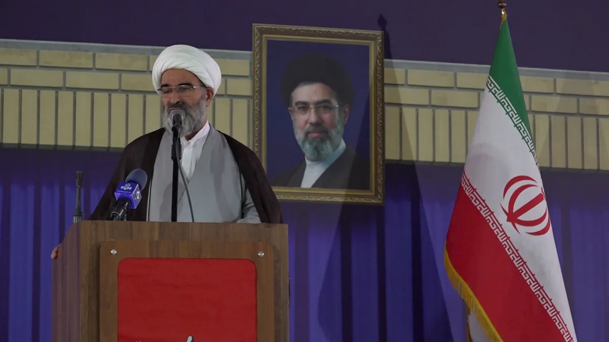 امام جمعه سمنان: اقتدار علمی کشور با تربیت نسل آینده تقویت می شود