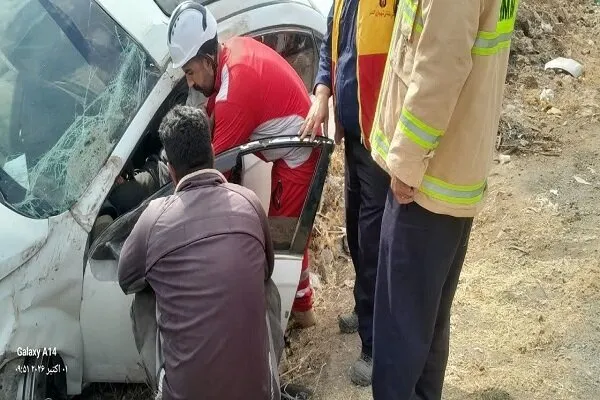 واژگونی خودرو برلیانس در محور الشتر-خرمآباد ۲ مصدوم برجا گذاشت