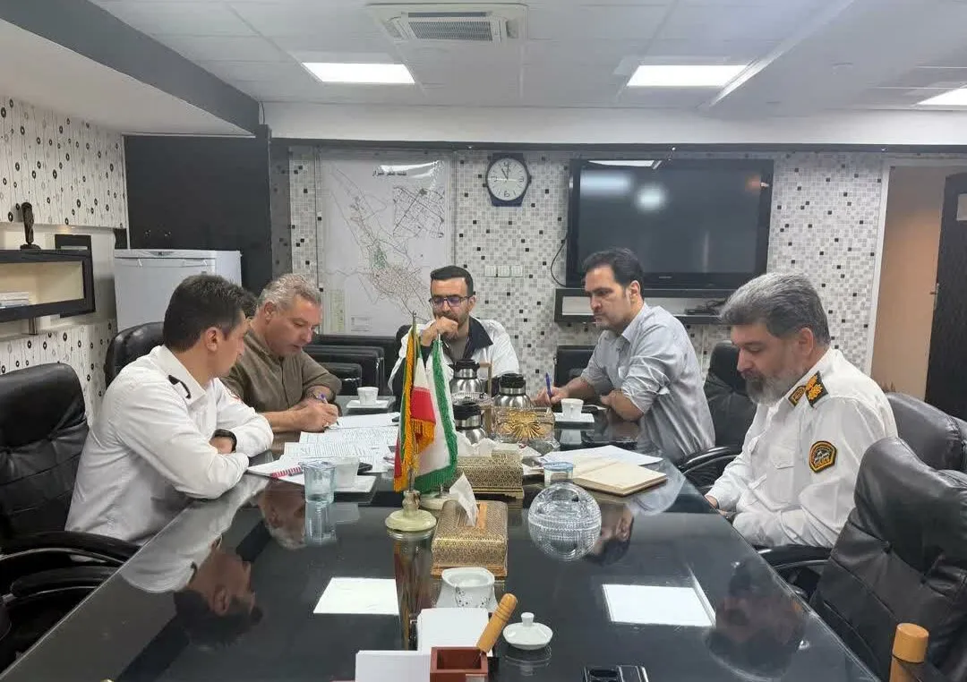 تعیین ۲۴ مسیر جایگزین در نقاط حساس شیراز برای مدیریت ترافیک