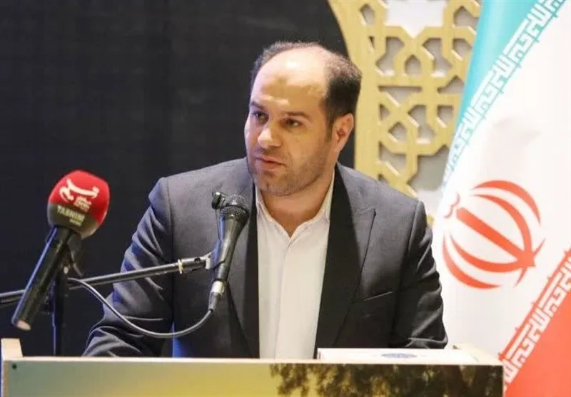 بازدید 45 خبرنگار رسانههای خارجی از مناطق آسیبدیده خمین