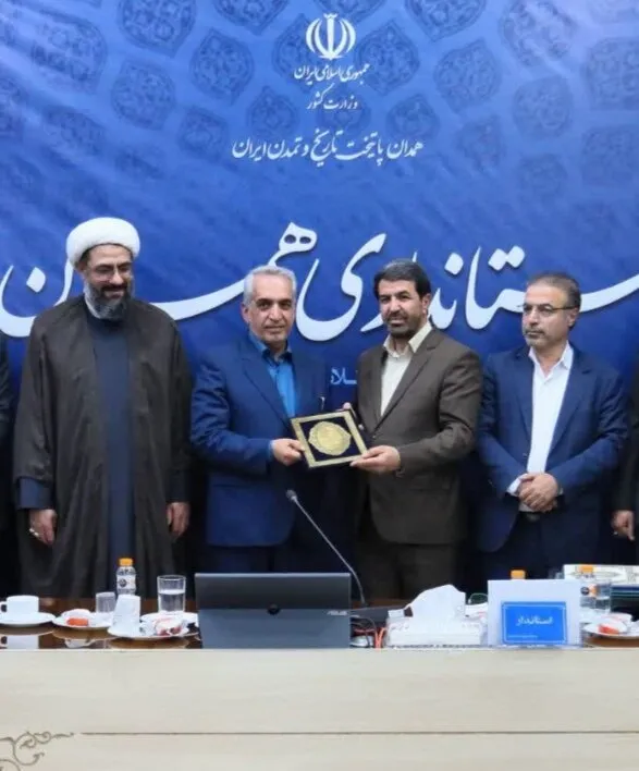 معاون سیاسی، امنیتی و اجتماعی استانداری همدان تغییر کرد؛مجید درویشی فرماندار همدان بهعنوان سرپرست جدید معرفی شد