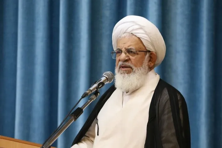پیگیری حقوقی و بینالمللی شهادت رهبر انقلاب و شهدای حملات اخیر با جدیت دنبال شود
