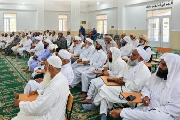 ترکیب جدید هیئت رئیسه شورای ائمه جمعه اهل سنت جاسک مشخص شد