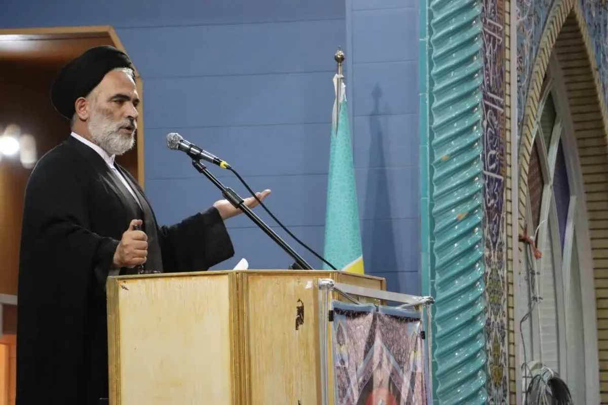 امام جمعه سلماس: بهره‌گیری ابزاری از مقدسات و رسانه‌ها انسجام اجتماعی را تضعیف می‌کند