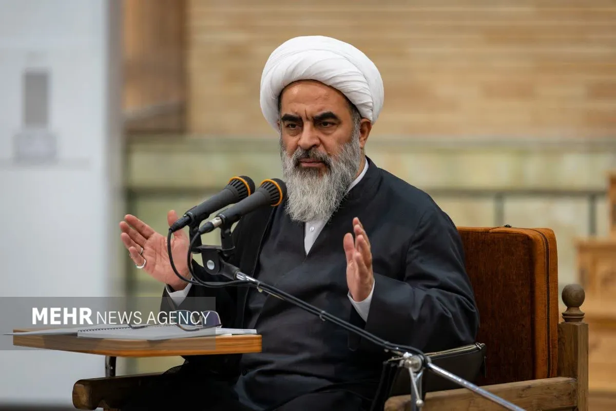 فاضل لنکرانی:فرصت فاطمیه را برای ترویج معارف حضرت زهرا(س)مغتنم بشماریم