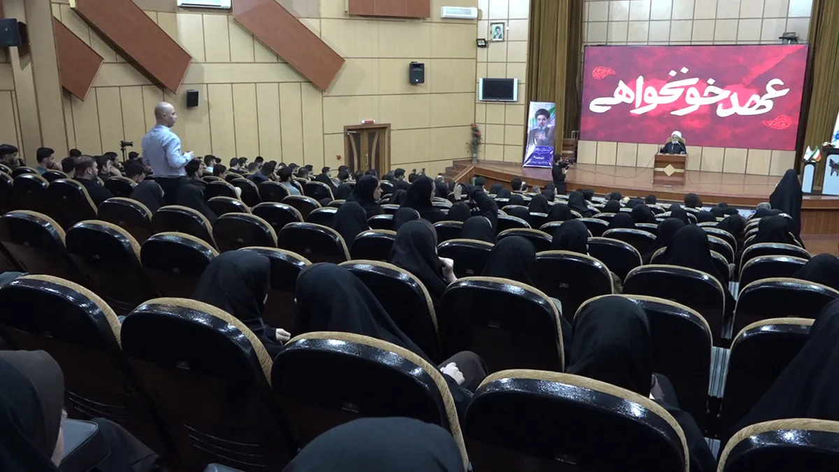 حجت‌الاسلام والمسلمین پناهیان: دانشگاهیان، روایتگر دین عقلانی، علمی و قانونمند هستند