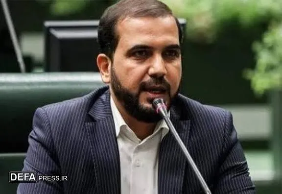 نماینده اهواز: استیضاح یک وزیر نباید بدون دلیل در دستور کار قرار گیرد/ نیکزاد: میکروفن هیچ نماینده‌ای را قطع نمی‌کنیم و اگر قطع شده، بابت اینترنت بوده