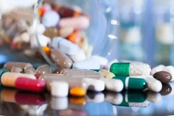 هشدار علوم پزشکی البرز درباره خطر مرگبار ترکیب مواد مخدر با الکل
