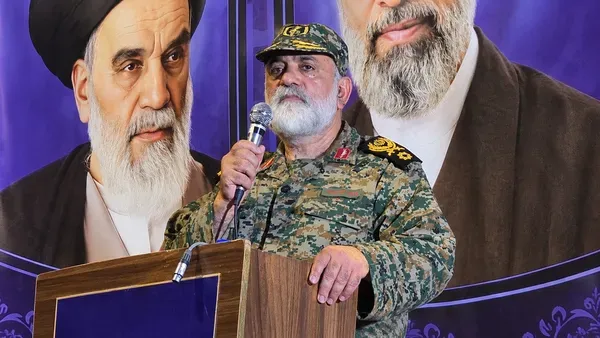 سردار نقدی، مشاور فرمانده کل سپاه: مراکز موشکی ایران با وجود بمباران‌های سنگین، هیچ آسیبی ندیده و ذخایر استراتژیک کشور کاملاً سالم مانده/ آمریکا جرأت نمی‌کند به ایران یکپارچه با جمعیتی آماده شهادت، حمله زمینی کند