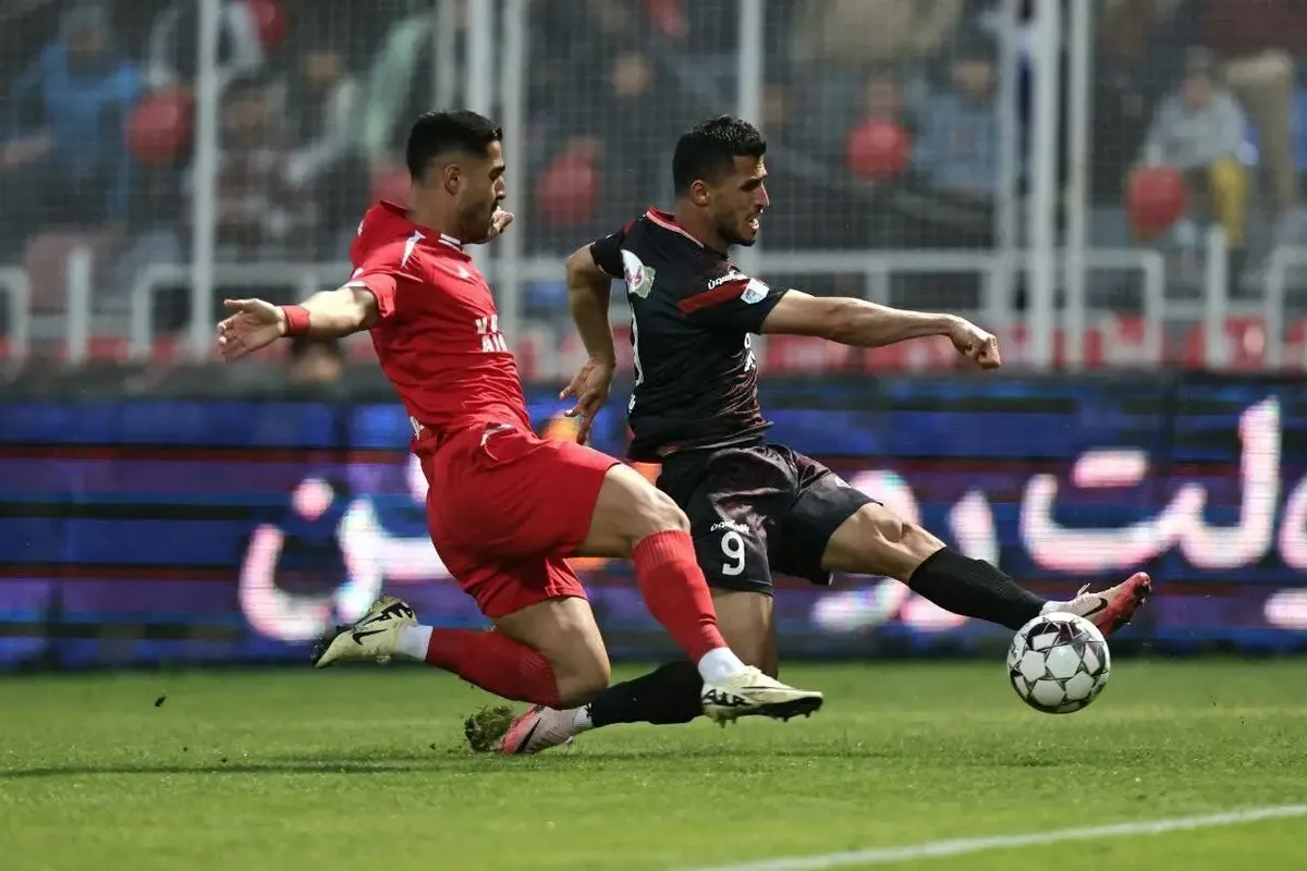 ساعت بازی نساجی - پرسپولیس در قائمشهر هفته یازدهم