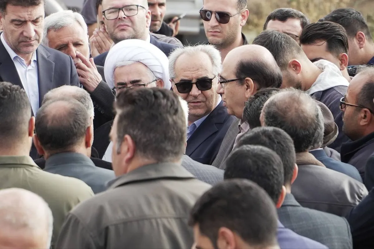 سرمست در جمع اهالی جغناب و المجی: مسائل روستاها از نزدیک بررسی میشود