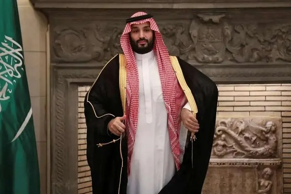 حملات انصارالله، برنامههای بنسلمان برای متحول کردن اقتصاد عربستان را با تهدید مواجه کرده و کسری بودجه این کشور را افزایش داده/ نحوه مواجهه بنسلمان با این آزمون، پیامدهایی خواهد داشت که بسیار فراتر از مرزهای عربستان گسترش مییابد/ ولیعهد سعودی گزینههای مطلوب چندانی در اختیار ندارد؛ هرگونه واکنش ن