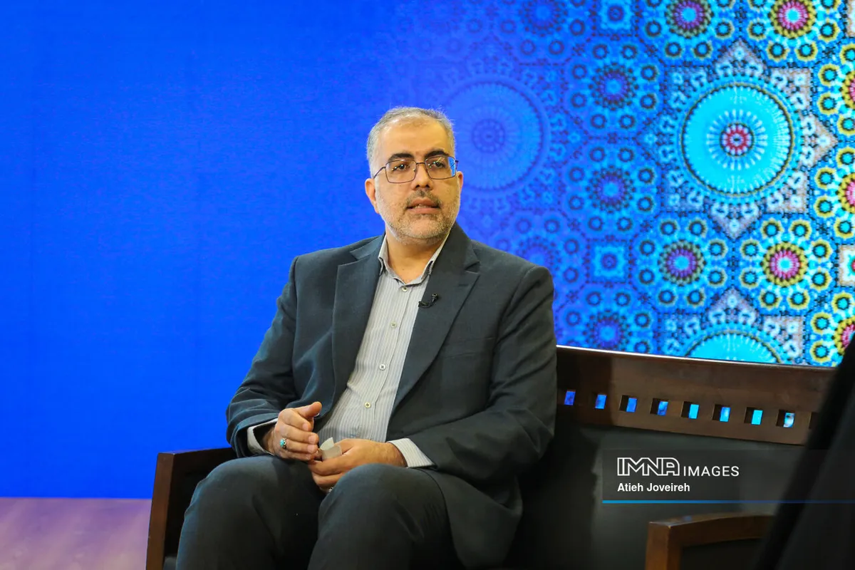 درخت یادبود جایگزین گل و بنر در مراسم سوگواری میشود