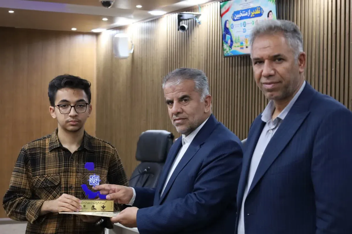 در خشش دانش‌آموزان آذربایجان غربی در یازدهمین دوره جشنواره نوجوان خوارزمی