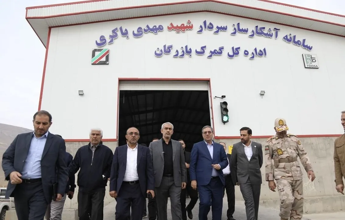 گیتها و خطوط ورودی و خروجی مسافری و باربری مرز بازرگان افزایش می یابد