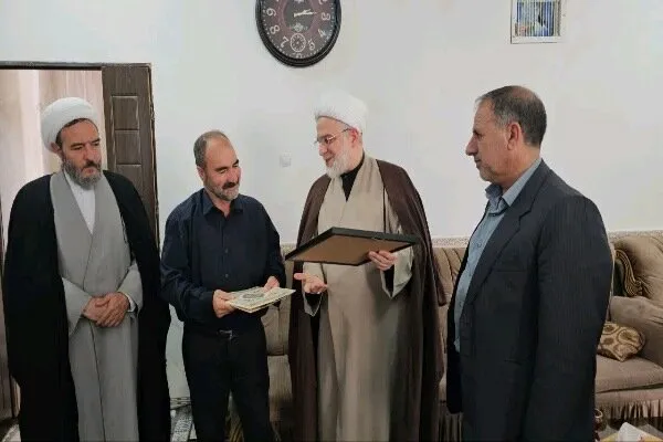 پورذهبی: امنیت کشور مرهون خون شهدا و ایثارگری خانوادههای آنان است