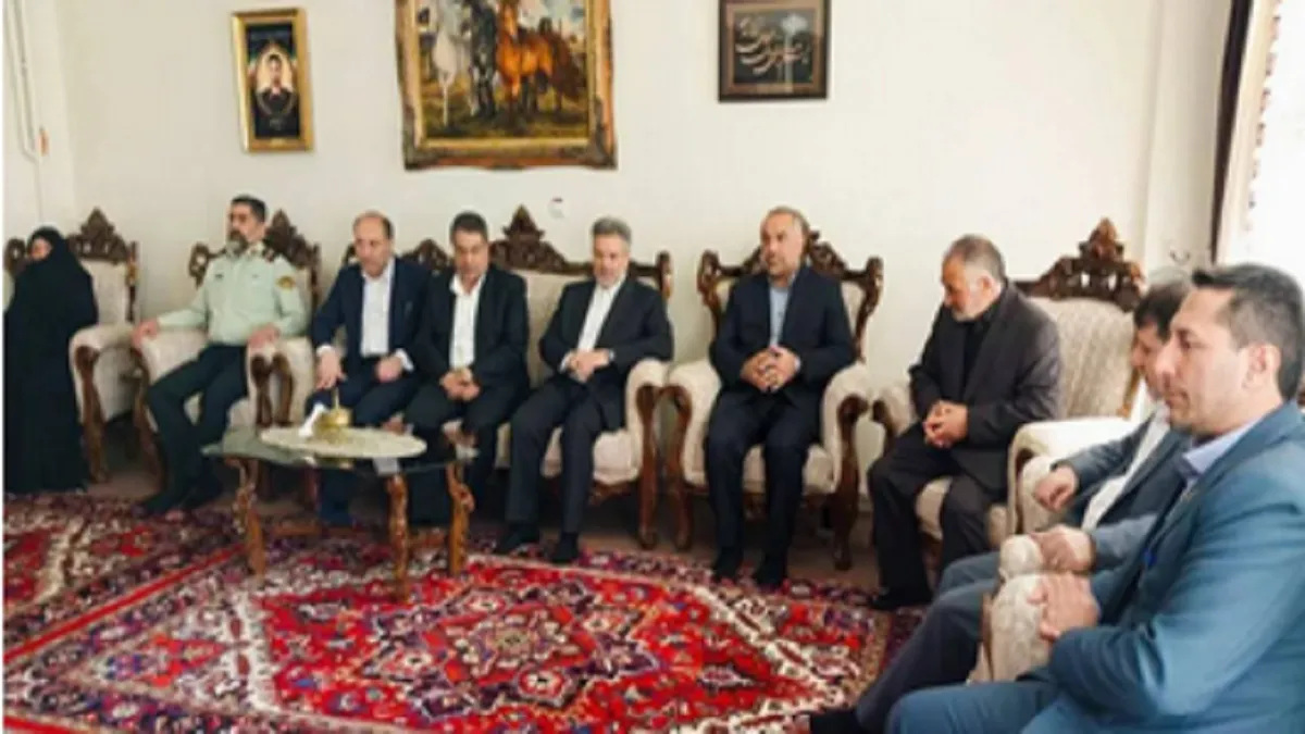دیدار رئیس سازمان زندانهای کشور با خانواده شهیدان نامی