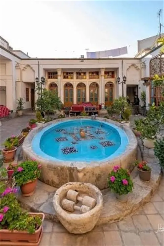 خانه علافچیان، عمارتی که از اسلحهخانه صفوی تا اقامتگاه بومگردی رسید