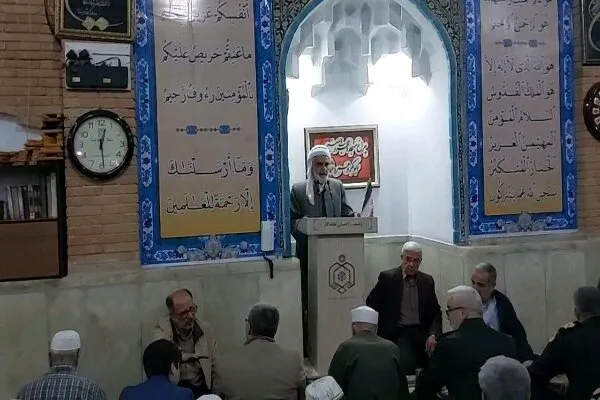 ماموستا رستمی: مدیران مشکلات مردم را از نزدیک لمس کنند