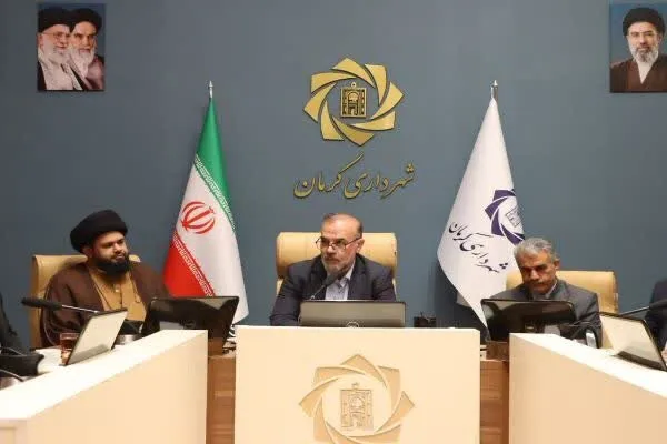 شهردار کرمان: مدیران شهری نباید به انجام کارهای روتین محدود شوند