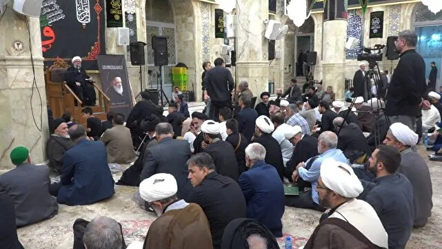 مراسم چهلمین روز ارتحال  آیت الله شبیری زنجانی از طرف آیت الله سبحانی برگزار شد