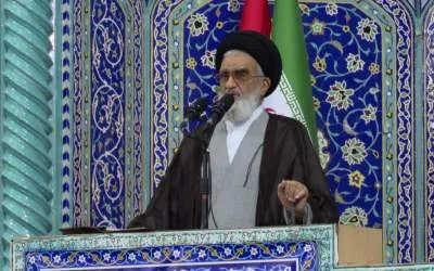 مسئولان در مسیر ولایت و ارزشهای اسلامی ثابتقدم باشند