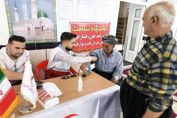 جلالی:هلالاحمر کردستان ۱۹ کاروان سلامت به مناطق کمبرخوردار اعزام کرد