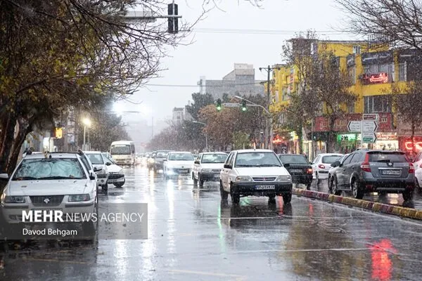 بیرنوندی: بارندگیهای اخیر نباید ما را از واقعیت کمآبی غافل کند