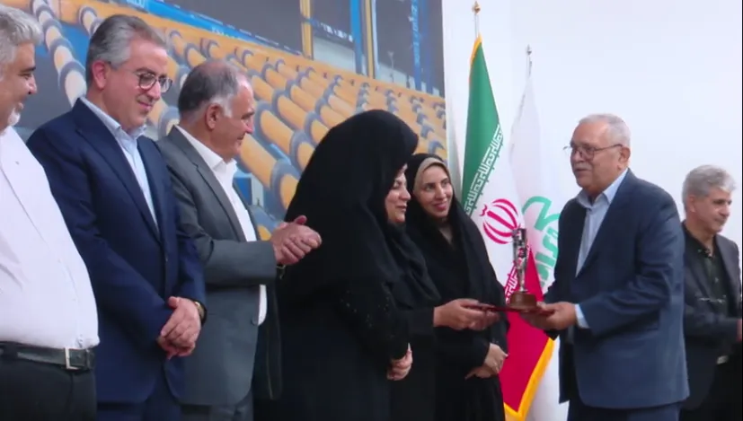 ۹ واحد تولیدی برتر استان یزد نشان استاندارد دریافت کردند