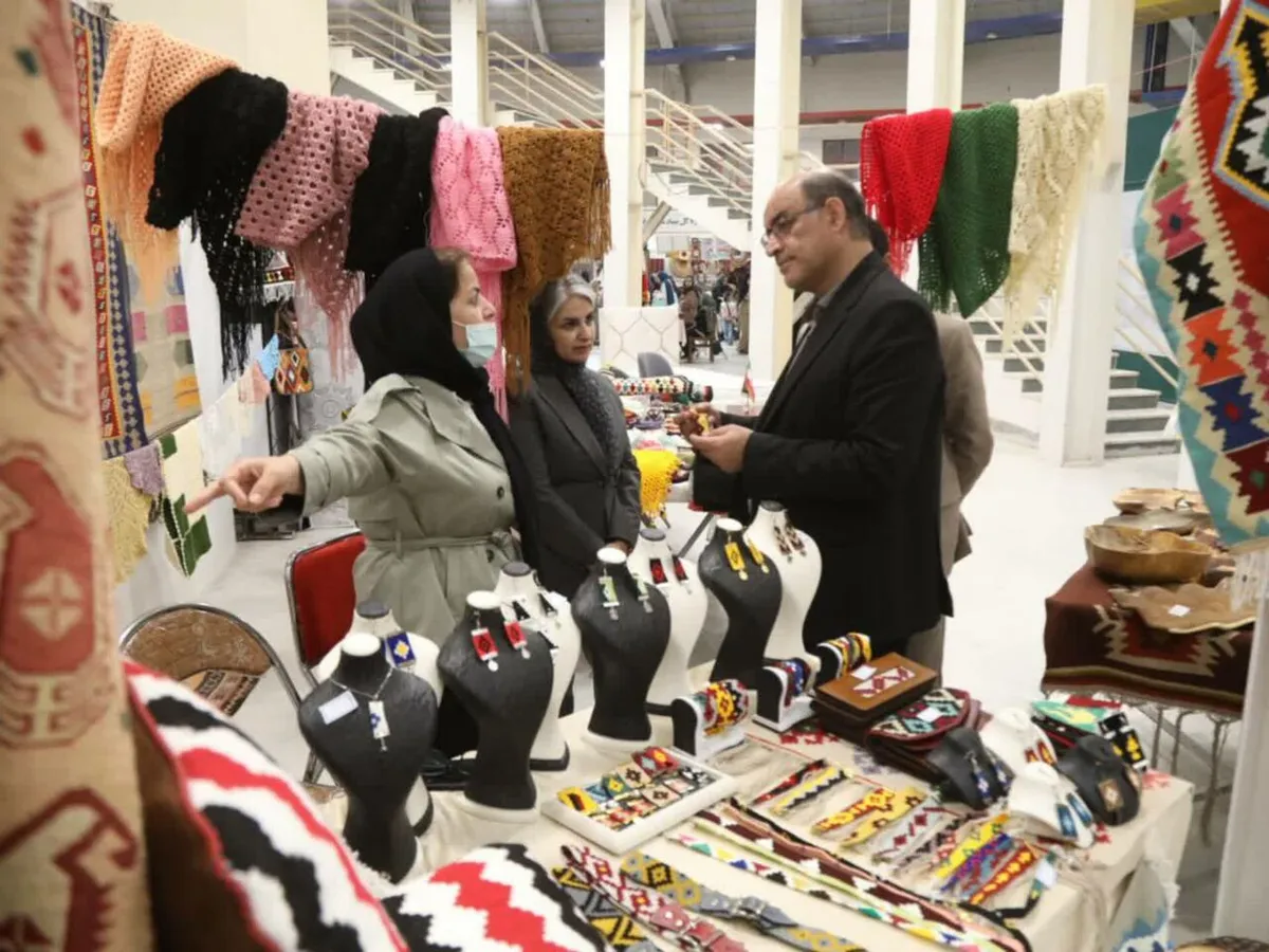 هنرمندان صنایع دستی اردبیل حمایت می‌شوند