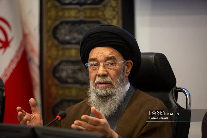 شهرداریها در اقامه نماز جماعت اهتمام دارند