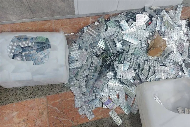 کشف 27 هزار ورق قرص و 3 هزار قلم داروی قاچاق در میلک
