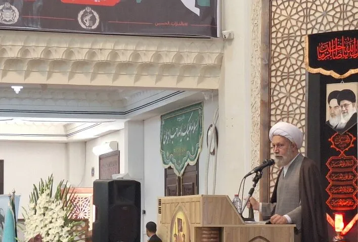 خطیب جمعه شیراز: اقتصاد ایران باید به جایگاهی برسد که دیگران برای تعامل با ما نیازمند باشند