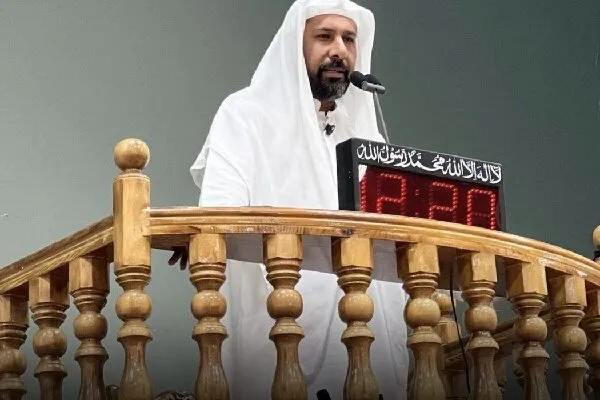 حسینی: نسل جدید باید پرچم توسعه را از پیشینیان تحویل بگیرد
