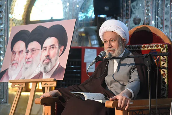 آیتالله دژکام: ایمان واقعی در میدان ایستادگی معنا پیدا میکند