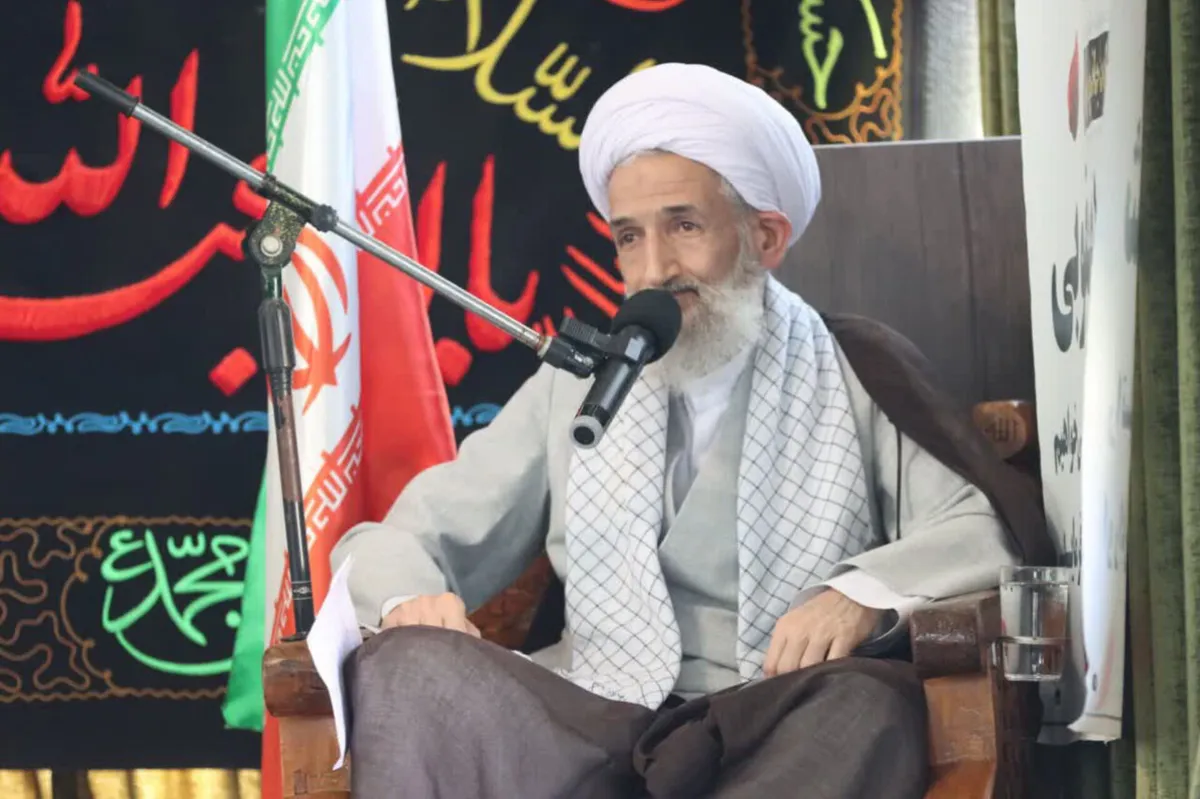 معلمان مسئول تربیت اخلاقی و انقلابی دانشآموزان هستند