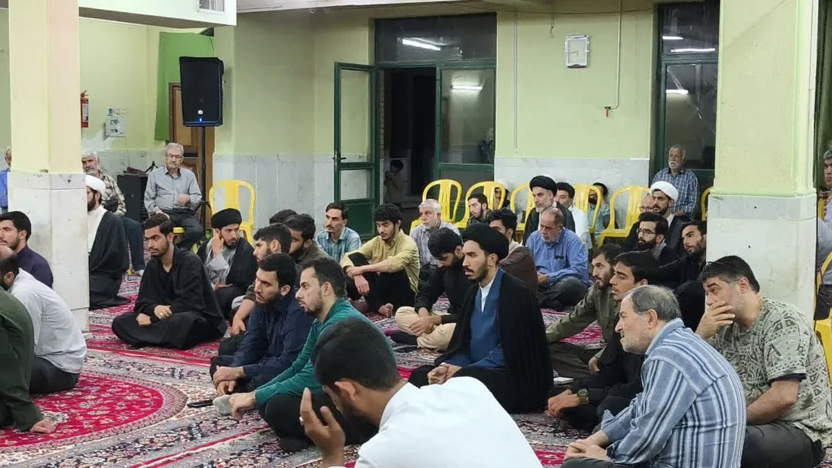بزرگداشت شهید سید حسن نصرالله در مدرسه علمیه علوی قم