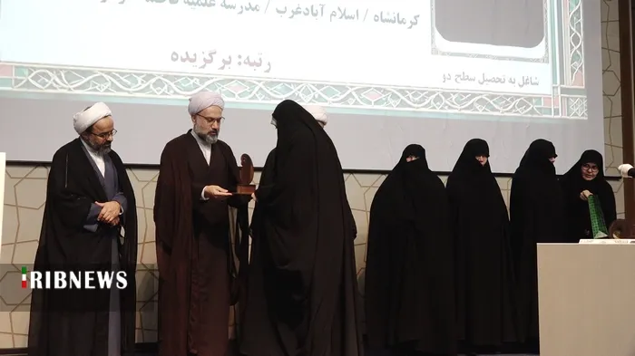 انتخاب ۴۵ اثر برگزیده از میان ۵ هزار پژوهش در جشنواره بانوی کرامت