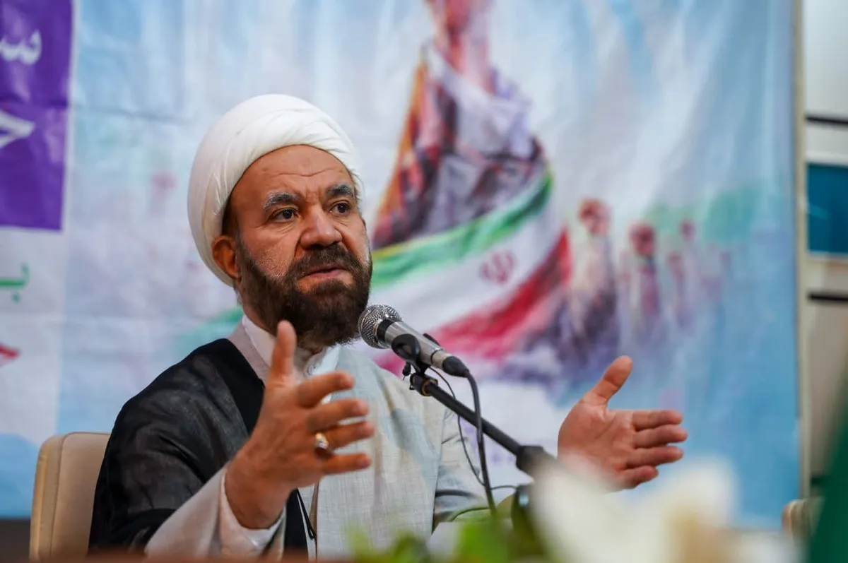 پیام رهبر انقلاب؛ نقشه راه بصیرت و عبور از بحران‌ها