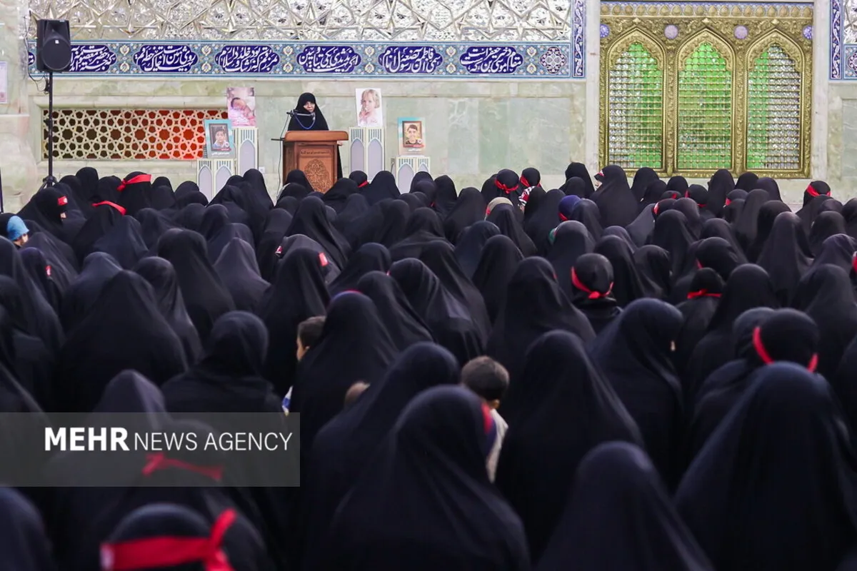 مؤمنی: بانوان حوزوی در تربیت نسل آینده نقشآفرین هستند