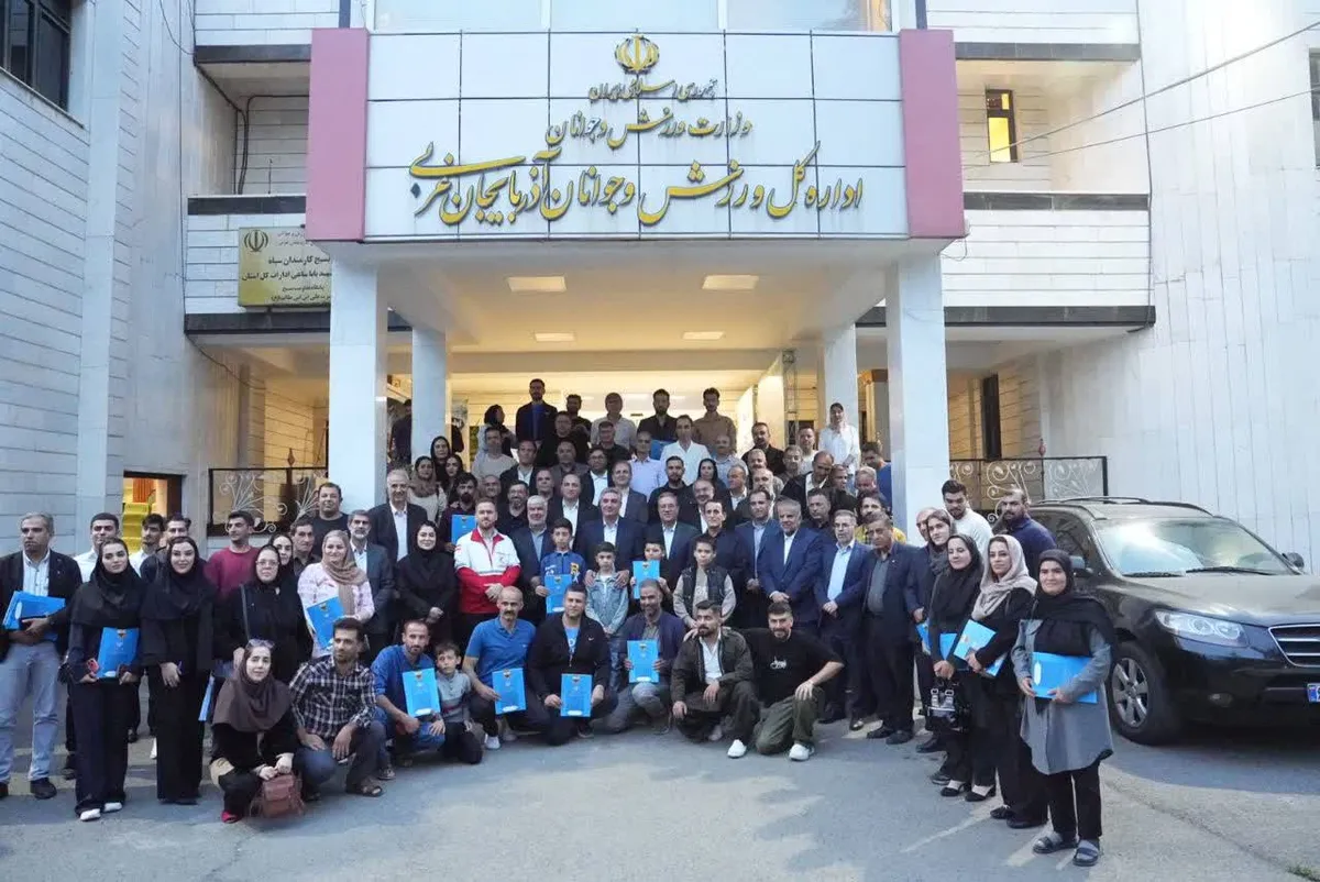 تجلیل از قهرمانان و ورزشکاران ناشنوای آذربایجانغربی