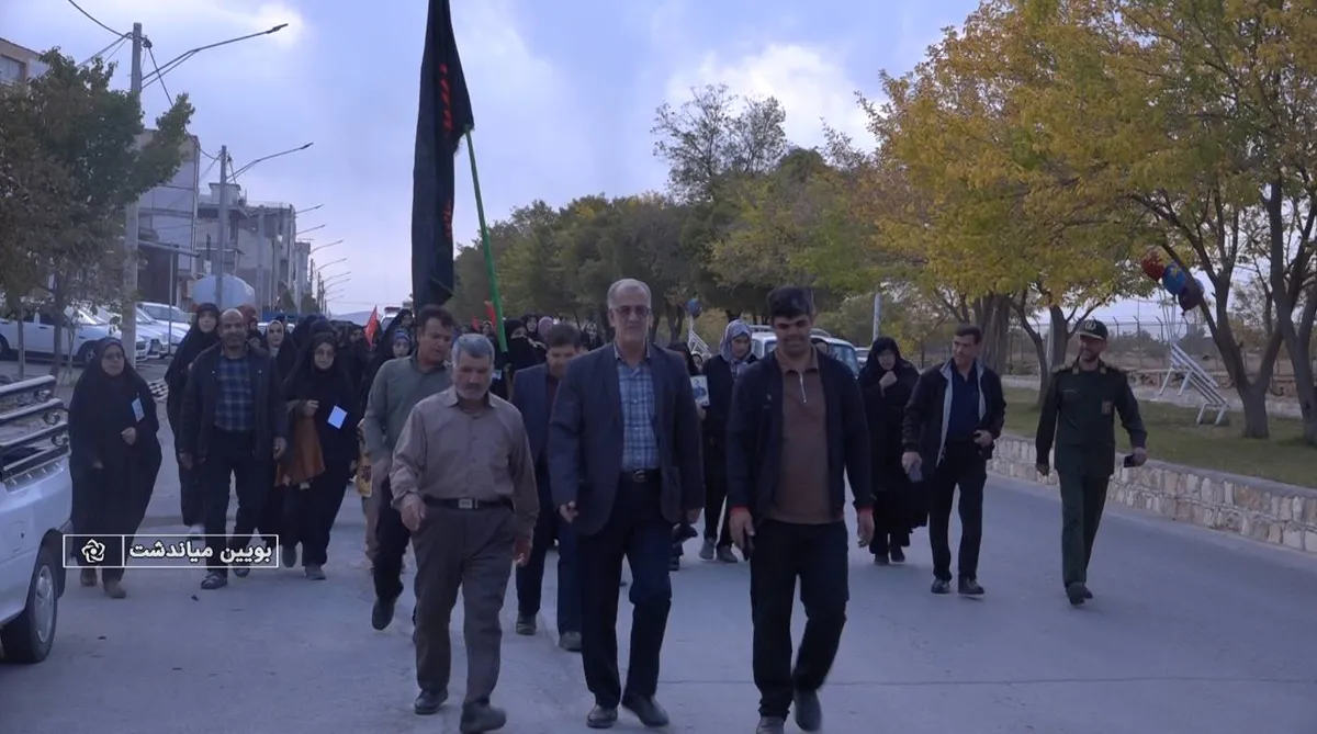 از همایش پیاده روی در بویین میاندشت تا همایش دوچرخه سواری در کاشان