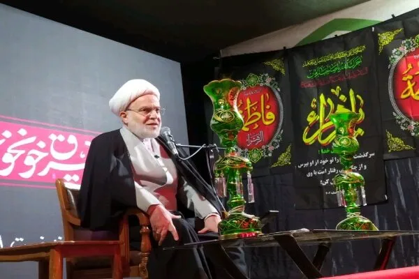 پورذهبی: آزادگی، رمز عزت و ایستادگی انسان در برابر سختی‌ها است