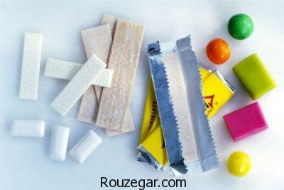 تعبیر خواب آدامس جویدن,تعبیر خواب چسبیدن ادامس به دندان,تعبیر خواب آدامس در دهان