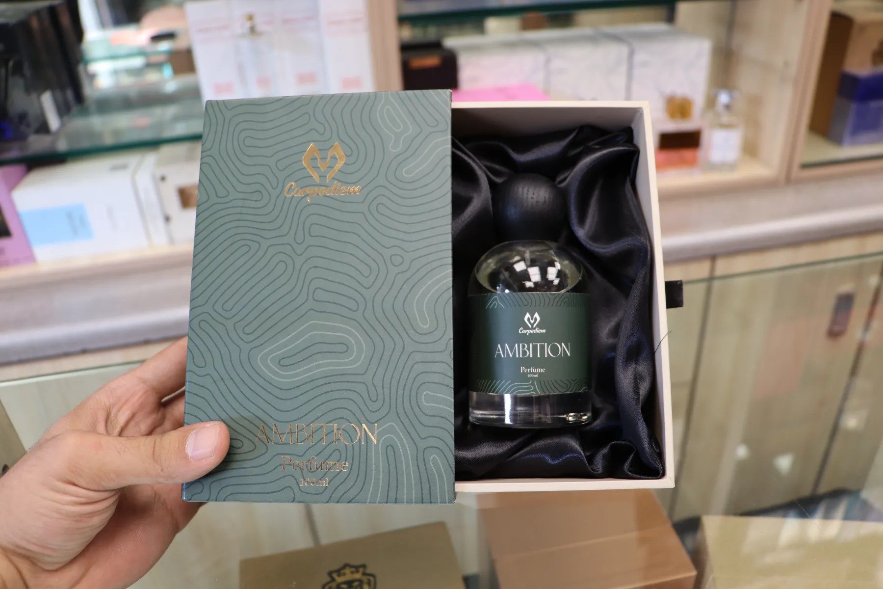 عطر کارپه دیم امبیشن یونیسکس